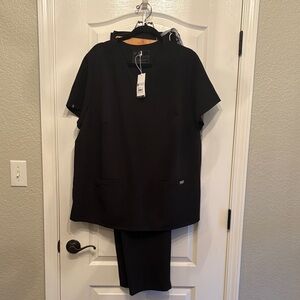 Figs technical collection black scrub set 3XL